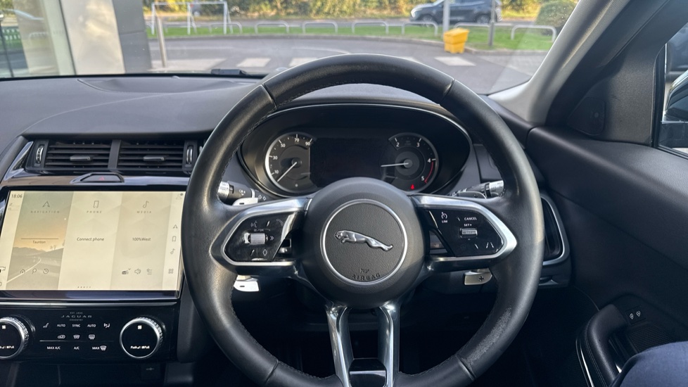 Jaguar E-Pace 2.0 D165 5dr Auto Diesel Estate - Image 15