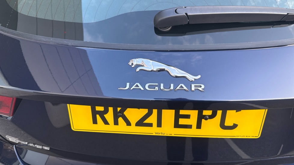 Jaguar E-Pace 2.0 D165 5dr Auto Diesel Estate - Image 23