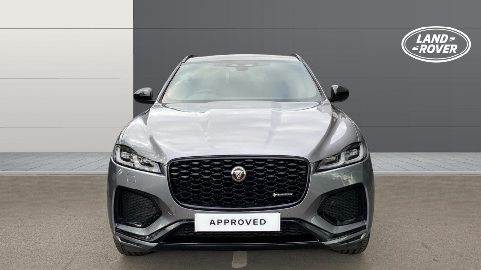 Jaguar F-Pace 2.0 D200 R-Dynamic Black 5dr Auto AWD Diesel Estate - Image 7
