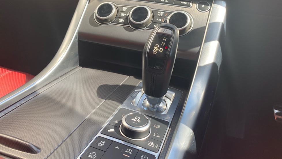 Land Rover Range Rover Sport 3.0 SDV6 [306] HSE Dynamic 5dr Auto Diesel Estate - Image 13