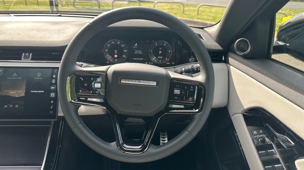 Land Rover Range Rover Evoque 2.0 D200 Dynamic SE 5dr Auto Diesel Hatchback - Image 15