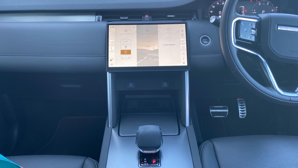 Land Rover Discovery Sport 2.0 D200 Dynamic HSE 5dr Auto [7 Seat] Diesel Station Wagon - Image 14