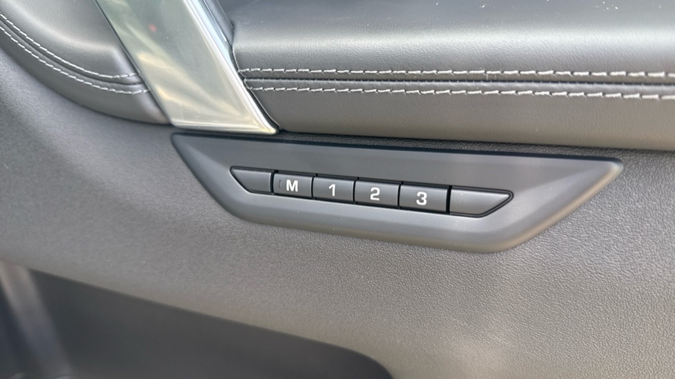 Land Rover Discovery Sport 2.0 D200 Dynamic HSE 5dr Auto [7 Seat] Diesel Station Wagon - Image 22