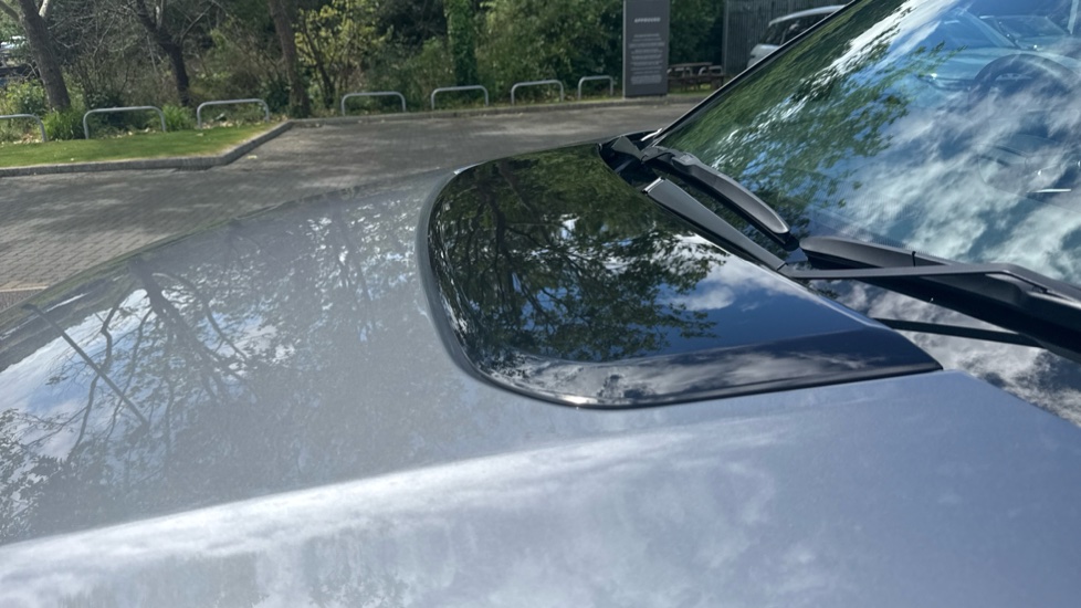 Land Rover Discovery Sport 2.0 D200 Dynamic HSE 5dr Auto [7 Seat] Diesel Station Wagon - Image 37