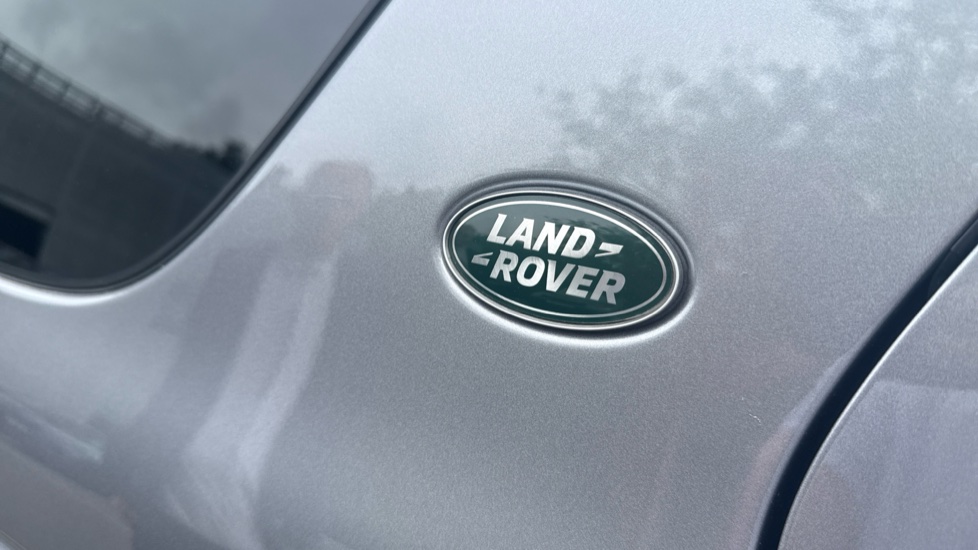 Land Rover Discovery Sport 2.0 D200 Dynamic SE 5dr Auto [5 Seat] Diesel Station Wagon - Image 27