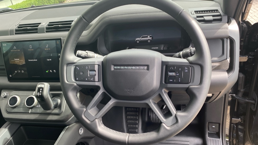 Land Rover Defender 3.0 D350 X-Dynamic SE 110 5dr Auto Diesel Estate - Image 15