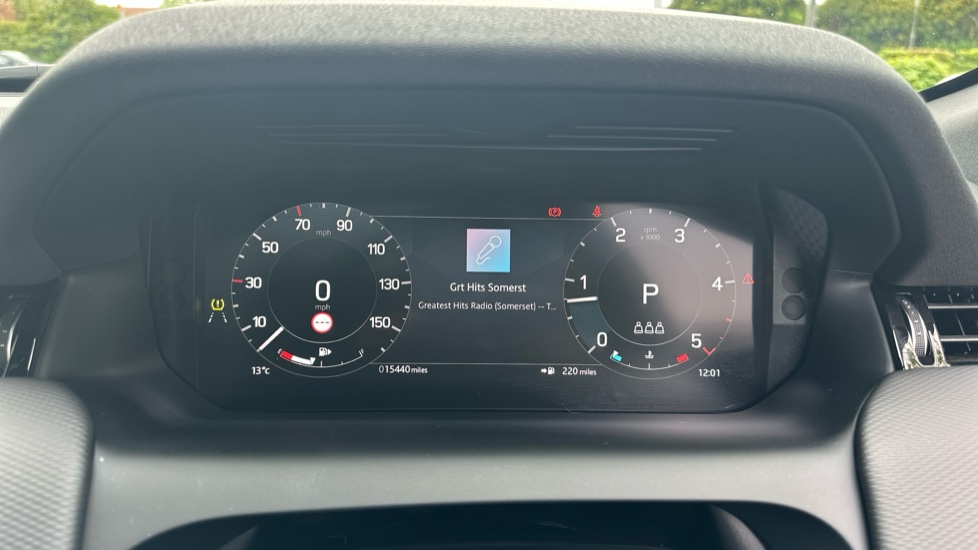 Land Rover Discovery Sport 2.0 D200 Dynamic SE 5dr Auto [5 Seat] Diesel Station Wagon - Image 16