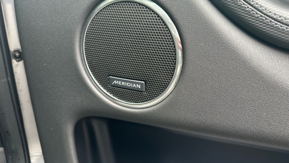Land Rover Discovery Sport 2.0 D200 Dynamic SE 5dr Auto [5 Seat] Diesel Station Wagon - Image 30