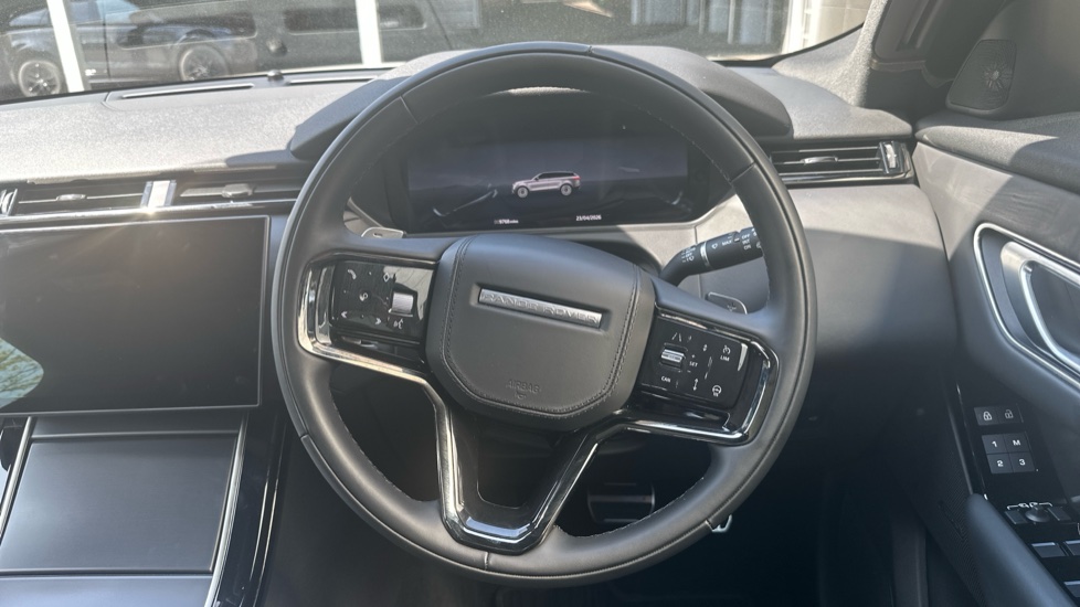 Land Rover Range Rover Velar 2.0 D200 MHEV Dynamic HSE 5dr Auto Diesel Estate - Image 15