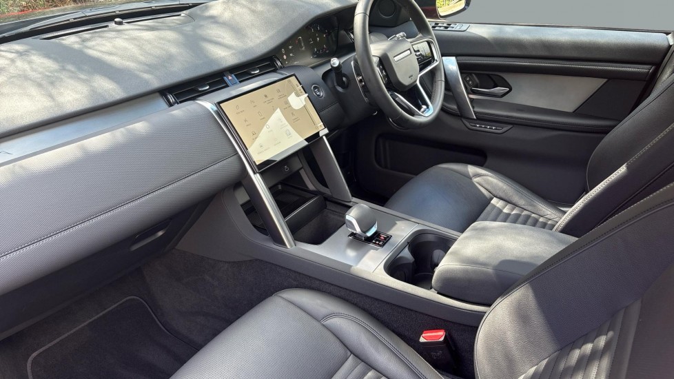 Land Rover Discovery Sport 2.0 D200 Landmark 5dr Auto [5 Seat] Diesel Station Wagon - Image 3