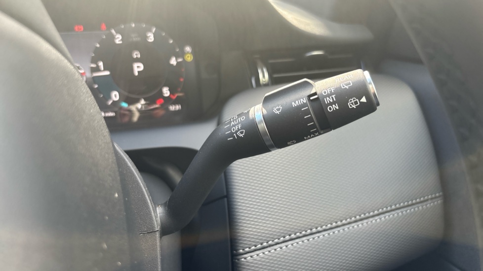 Land Rover Discovery Sport 2.0 D200 Landmark 5dr Auto [5 Seat] Diesel Station Wagon - Image 37