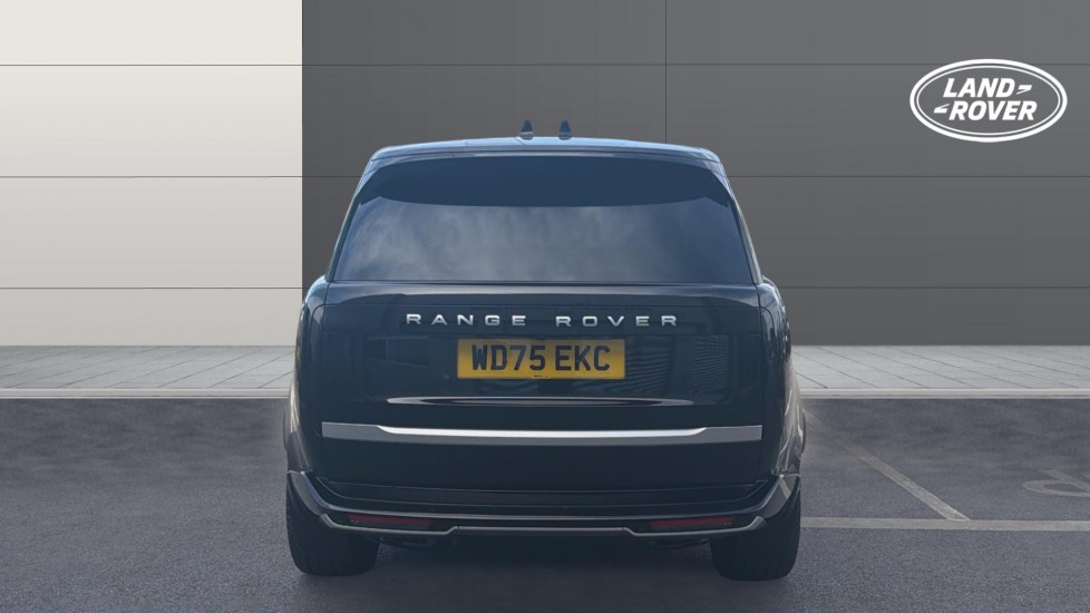 Land Rover Range Rover 4.4 P530 V8 Autobiography 4dr Auto Petrol Estate - Image 6
