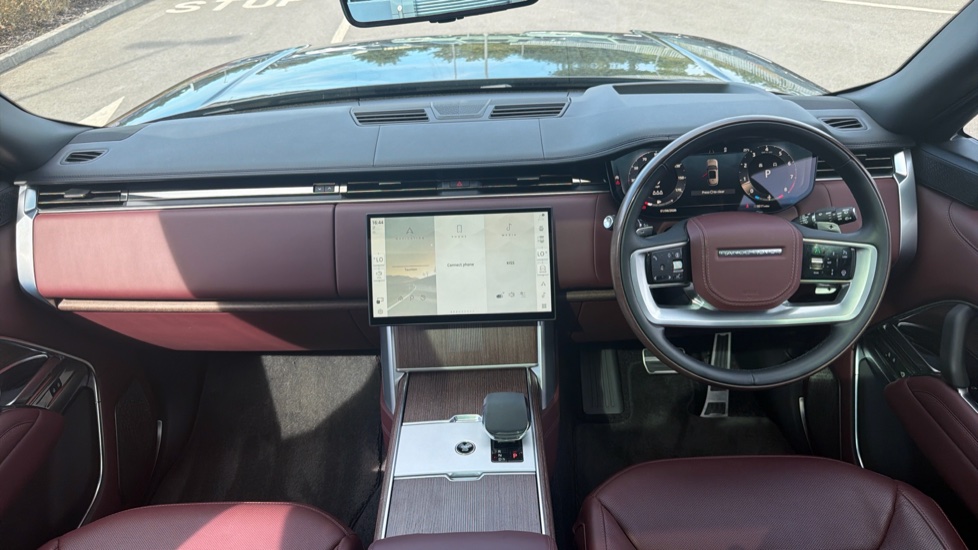 Land Rover Range Rover 4.4 P530 V8 Autobiography 4dr Auto Petrol Estate - Image 9