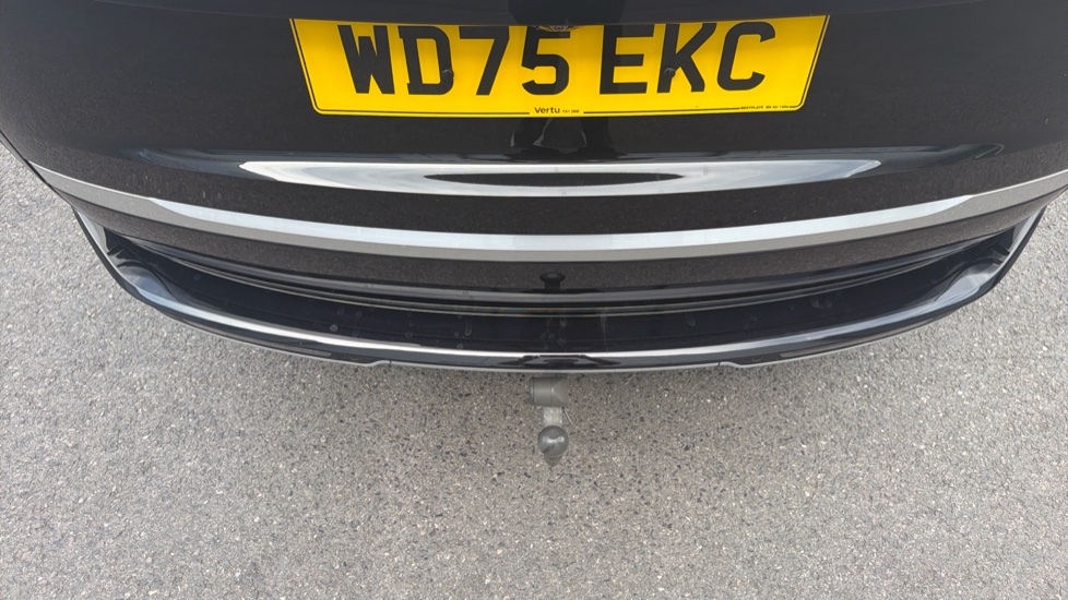 Land Rover Range Rover 4.4 P530 V8 Autobiography 4dr Auto Petrol Estate - Image 49