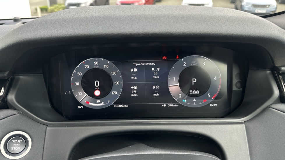 Land Rover Range Rover Velar 3.0 D300 MHEV Dynamic SE 5dr Auto Diesel Estate - Image 16