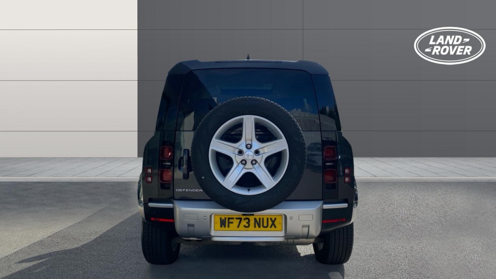 Land Rover Defender 3.0 D250 SE 110 5dr Auto Diesel Estate - Image 6