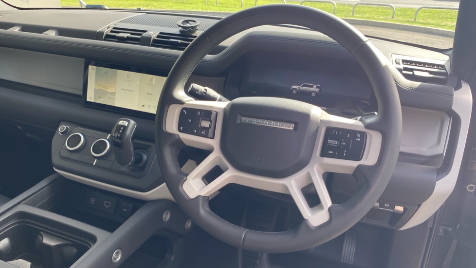 Land Rover Defender 3.0 D250 SE 110 5dr Auto Diesel Estate - Image 15