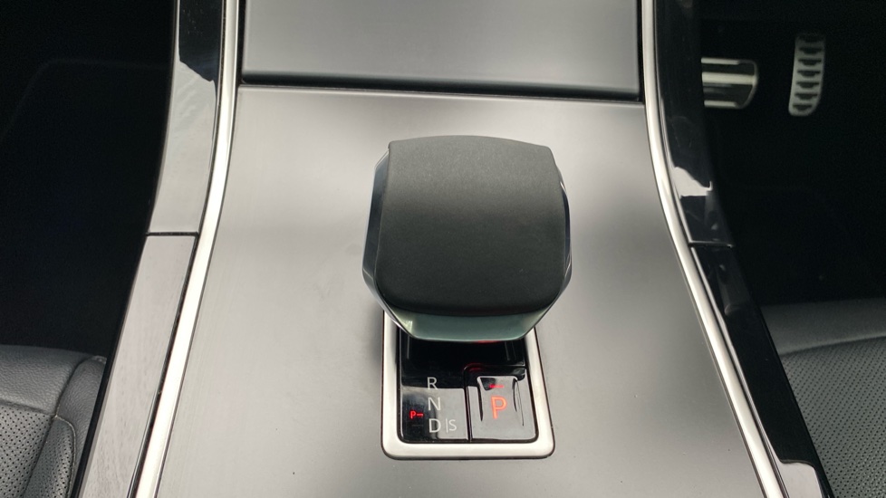 Land Rover Range Rover Evoque 2.0 D200 Dynamic SE 5dr Auto Diesel Hatchback - Image 13