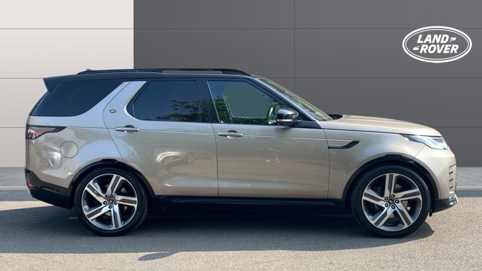 Land Rover Discovery 3.0 D300 Metropolitan Edition 5dr Auto Diesel Station Wagon - Image 5