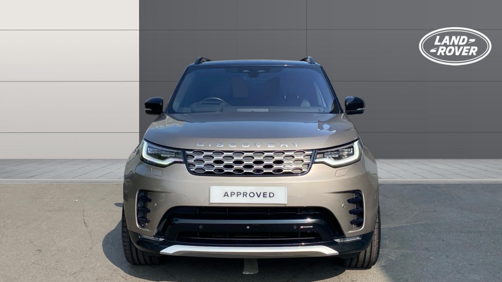 Land Rover Discovery 3.0 D300 Metropolitan Edition 5dr Auto Diesel Station Wagon - Image 7