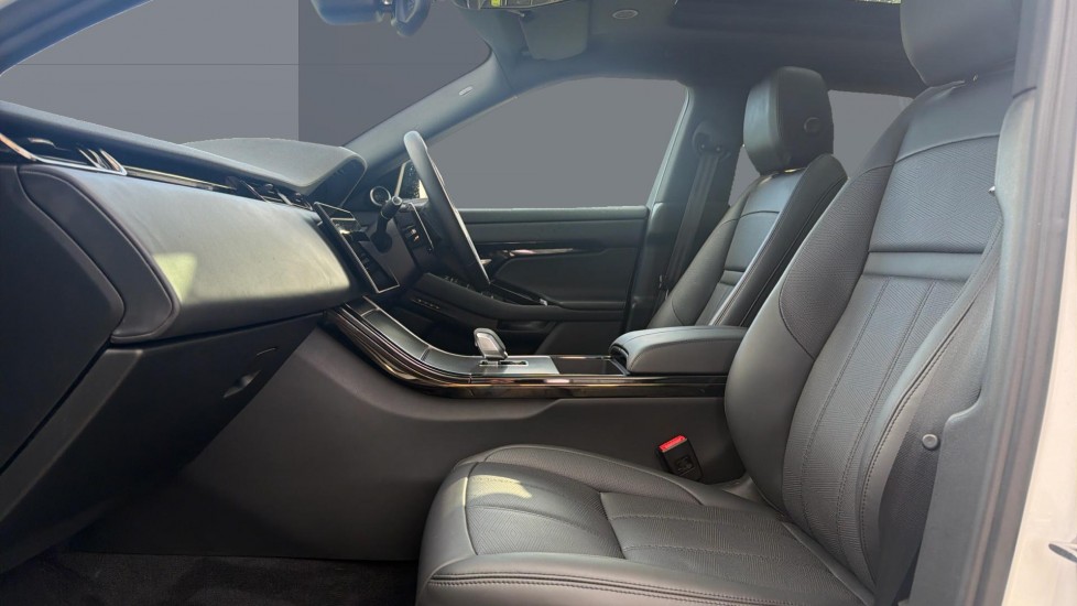 Land Rover Range Rover Evoque 2.0 D200 Dynamic HSE 5dr Auto Diesel Hatchback - Image 3