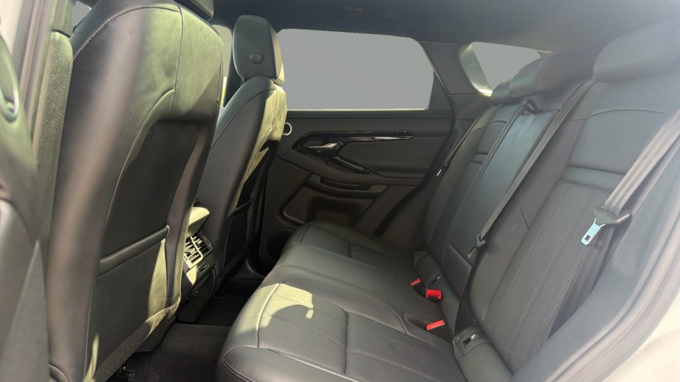 Land Rover Range Rover Evoque 2.0 D200 Dynamic HSE 5dr Auto Diesel Hatchback - Image 4
