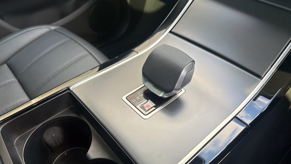 Land Rover Range Rover Evoque 2.0 D200 Dynamic HSE 5dr Auto Diesel Hatchback - Image 13