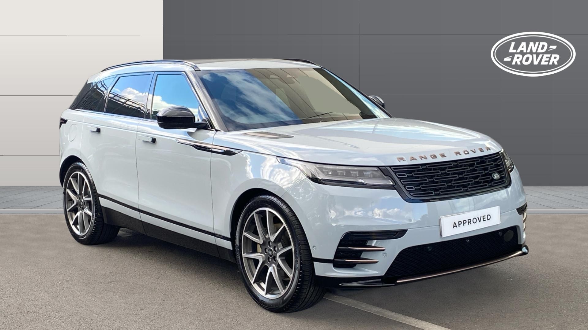 Land Rover Range Rover Velar listing photo