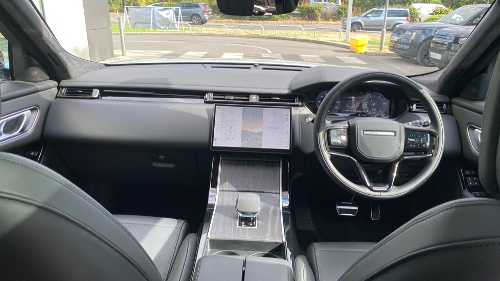 Land Rover Range Rover Velar 2.0 D200 MHEV Autobiography 5dr Auto [Revised] Diesel Estate - Image 9