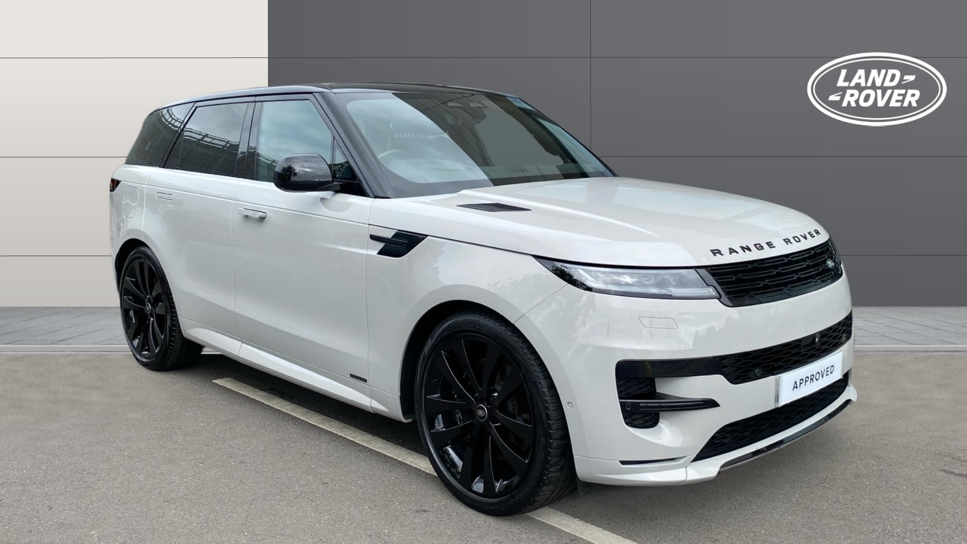 Land Rover Range Rover Sport listing photo