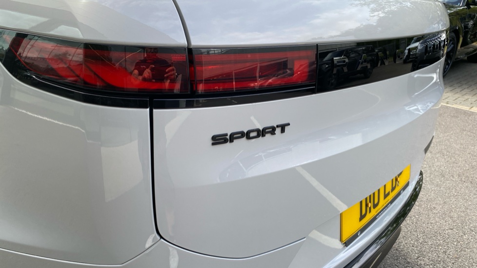 Land Rover Range Rover Sport 3.0 P460e Autobiography 5dr Auto Estate - Image 19