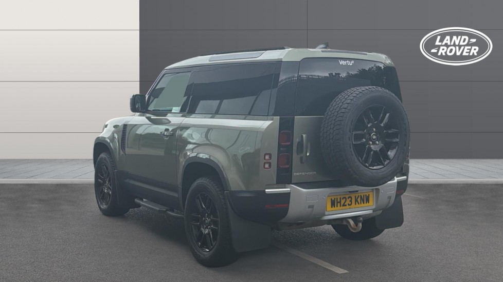Land Rover Defender 90 Diesel 3.0 D250 Hard Top SE Auto - Image 2
