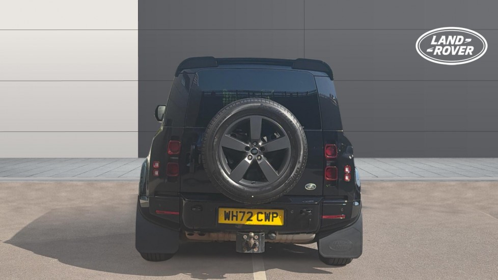 Land Rover Defender 90 Diesel 3.0 D300 Hard Top X-Dynamic HSE Auto - Image 6