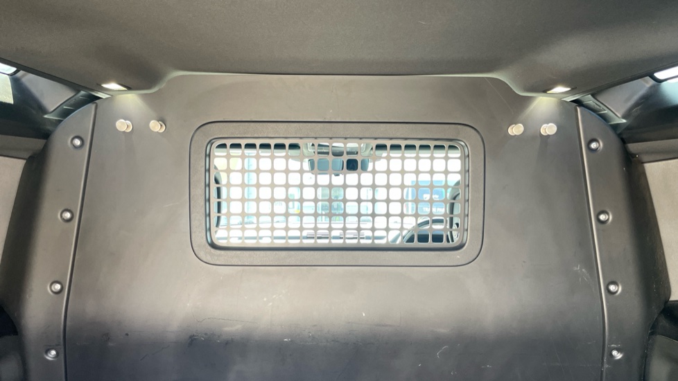 Land Rover Defender 90 Diesel 3.0 D300 Hard Top X-Dynamic HSE Auto - Image 42