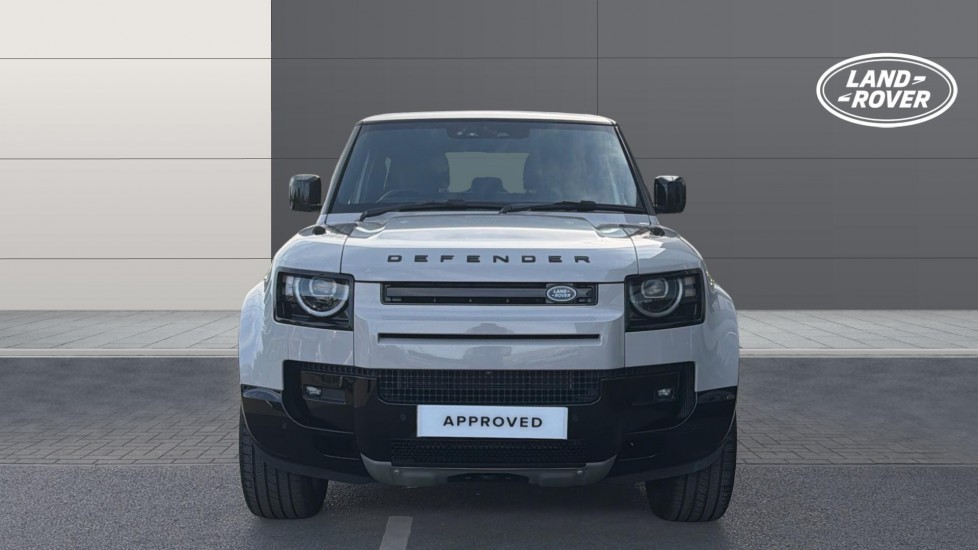 Land Rover Defender 3.0 D350 X-Dynamic HSE 90 3dr Auto Diesel Estate - Image 7
