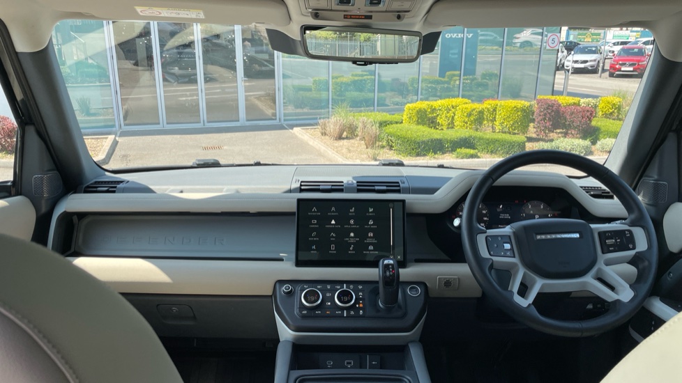 Land Rover Defender 3.0 D250 XS Edition 110 5dr Auto Diesel Estate - Image 9