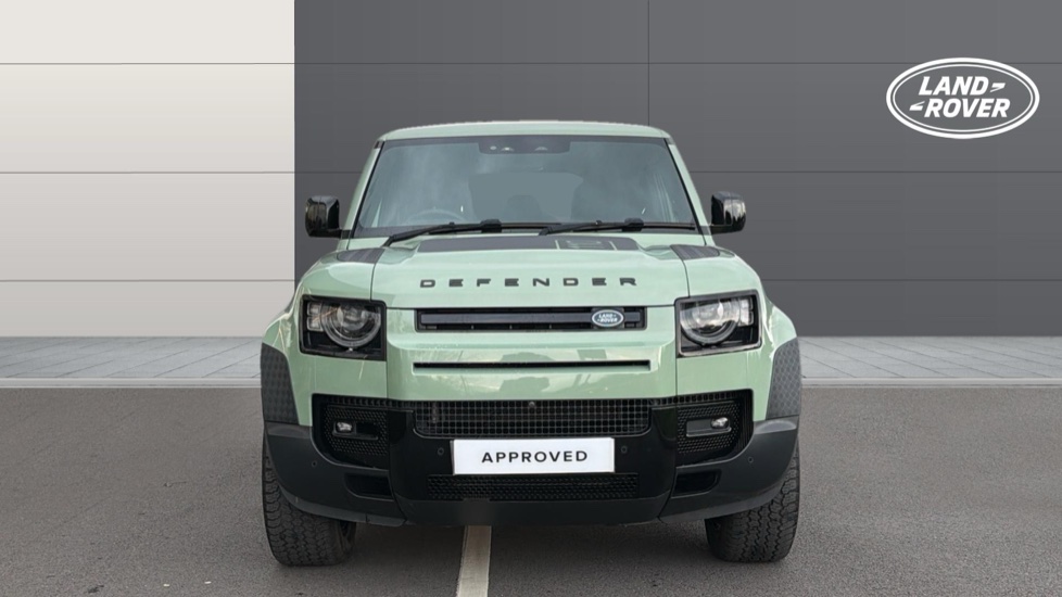 Land Rover Defender 3.0 D300 75th Limited Edition 110 5dr Auto Diesel Estate - Image 7