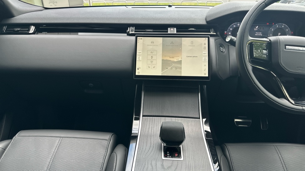 Land Rover Range Rover Velar 2.0 P250 Dynamic HSE 5dr Auto Petrol Estate - Image 14