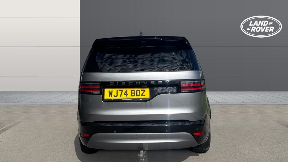 Land Rover Discovery 3.0 D350 Dynamic SE 5dr Auto Diesel Station Wagon - Image 6
