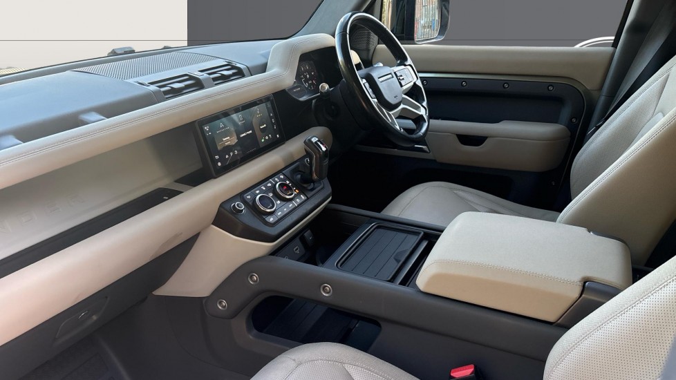 Land Rover Defender 2.0 D240 First Edition 110 5dr Auto Diesel Estate - Image 3