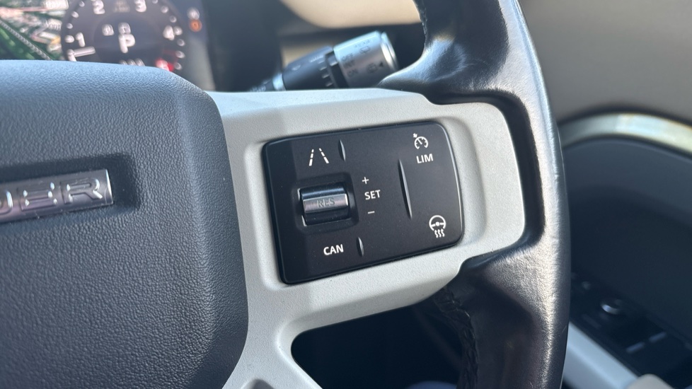 Land Rover Defender 2.0 D240 First Edition 110 5dr Auto Diesel Estate - Image 31