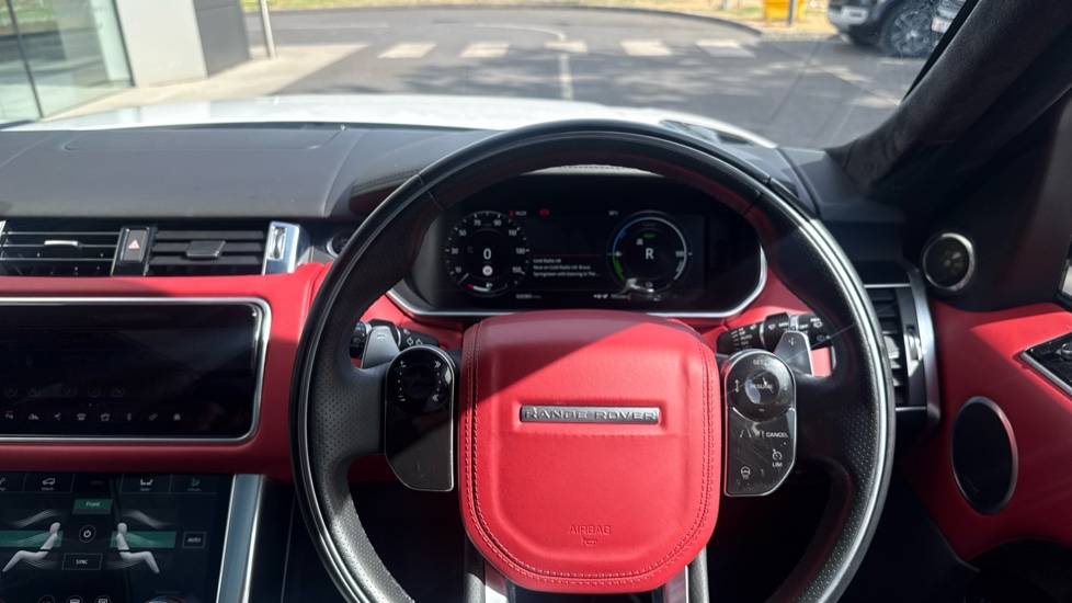 Land Rover Range Rover Sport 2.0 P400e Autobiography Dynamic 5dr Auto Estate - Image 15