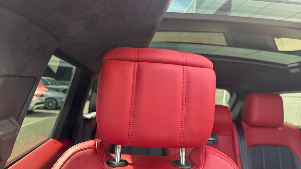 Land Rover Range Rover Sport 2.0 P400e Autobiography Dynamic 5dr Auto Estate - Image 31