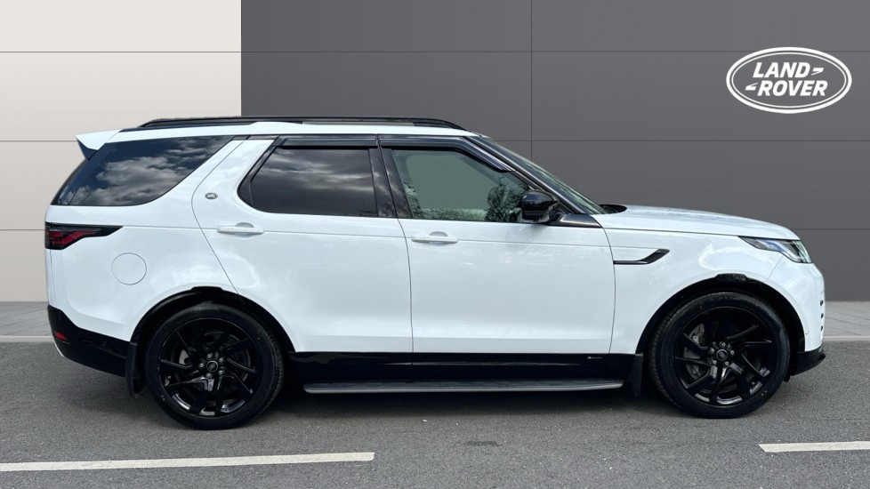Land Rover Discovery 3.0 D300 R-Dynamic HSE 5dr Auto Diesel Station Wagon - Image 5