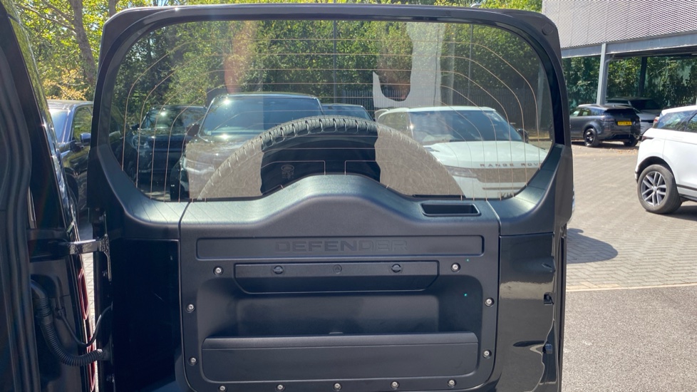 Land Rover Defender 3.0 D250 XS Edition 110 5dr Auto Diesel Estate - Image 43