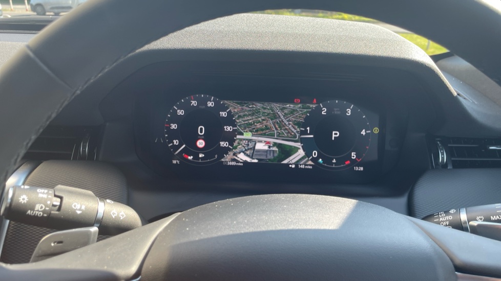 Land Rover Discovery Sport 2.0 D200 Dynamic SE 5dr Auto [5 Seat] Diesel Station Wagon - Image 15