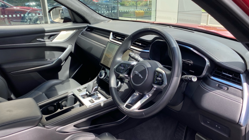 Jaguar F-Pace 2.0 D200 R-Dynamic HSE Black 5dr Auto AWD Diesel Estate - Image 11