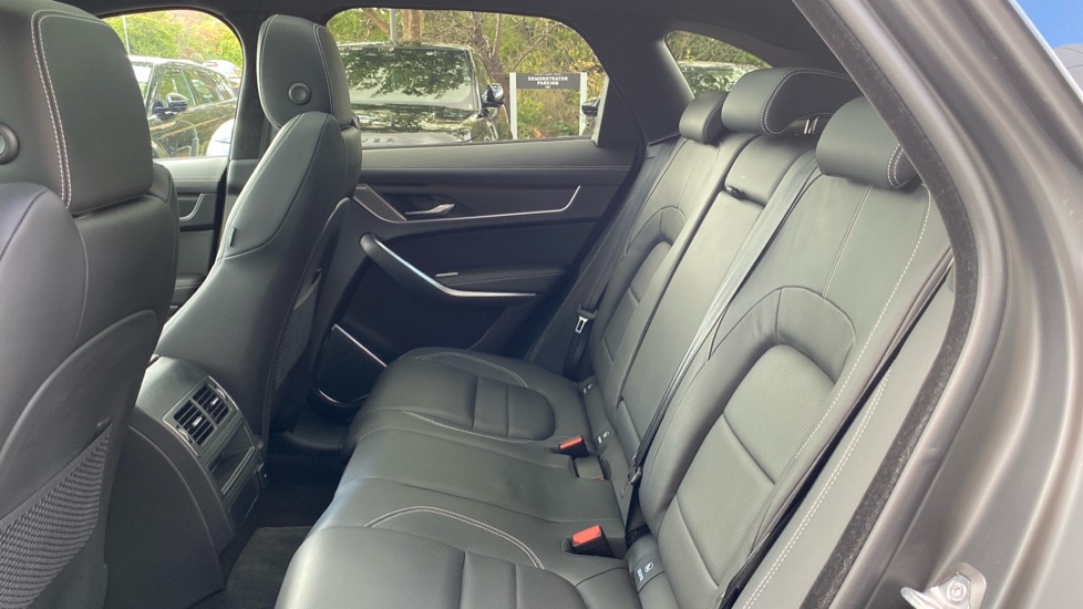 Jaguar F-Pace 2.0 D200 R-Dynamic HSE Black 5dr Auto AWD Diesel Estate - Image 16