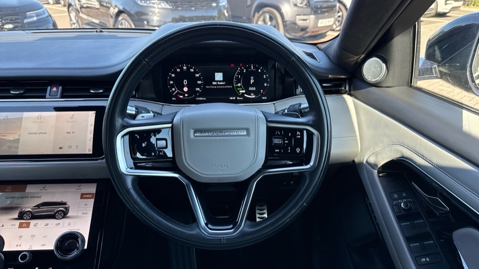 Land Rover Range Rover Evoque 1.5 P300e Autobiography 5dr Auto Hatchback - Image 15