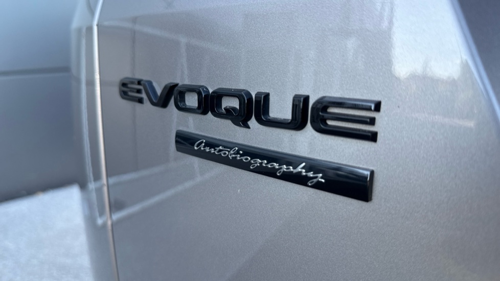 Land Rover Range Rover Evoque 1.5 P300e Autobiography 5dr Auto Hatchback - Image 35